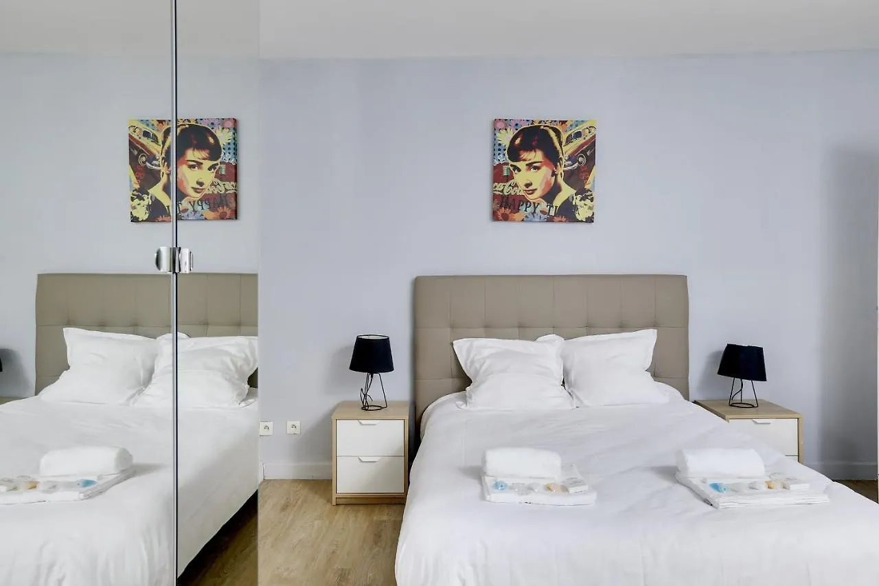 170 Suite Angouleme Large Duplex Style Apt With1 Bdr Paris Central 0*,